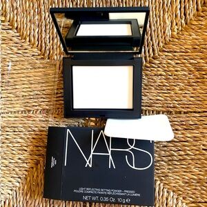 NARS Cosmetics Crystal Translucent Light Reflecting Setting Powder .35oz
